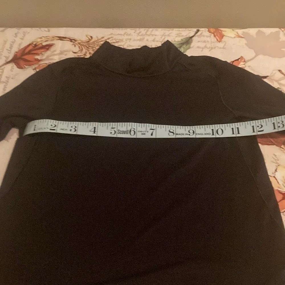 Old Navy Active Long Sleeve Black Shirt